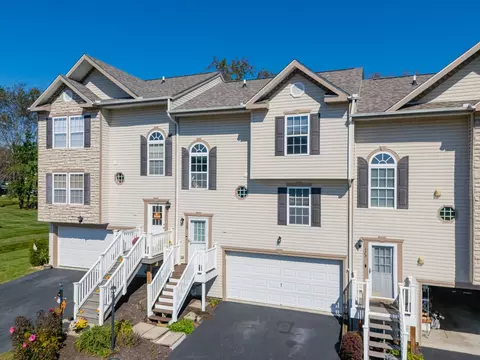 123 Manor View Dr, Manor, PA 15665