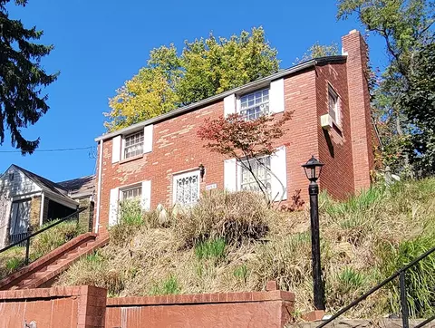 1468 Elizabeth Blvd, Pittsburgh, PA 15221
