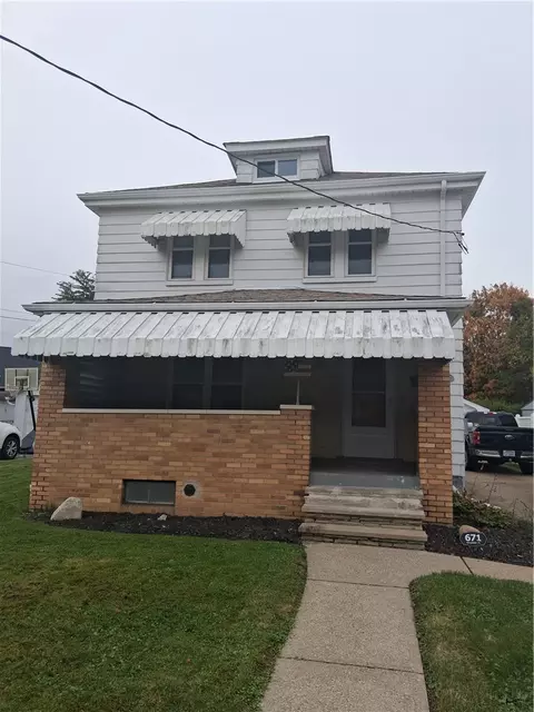 671 Elizabeth St, Bridgeville, PA 15017
