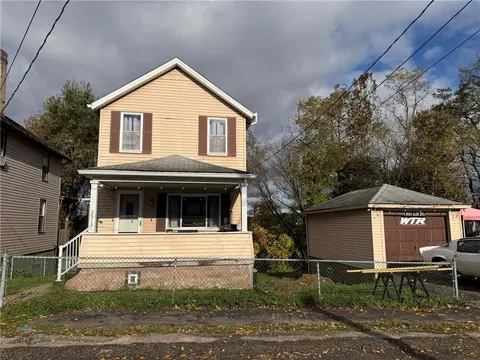 2513 Portland St, Grapeville, PA 15634