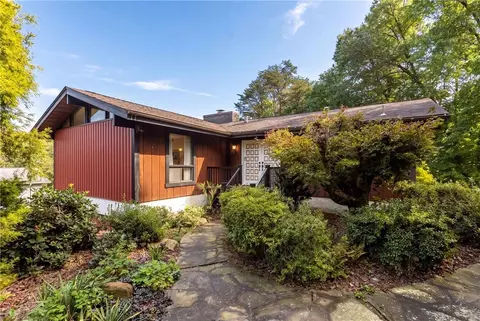 2219 Virginia Ave, Aliquippa, PA 15001