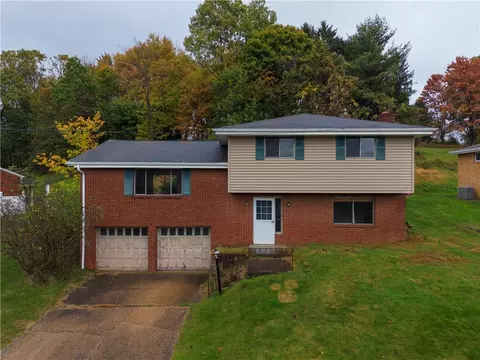 3431 Douglas Dr, Murrysville, PA 15668
