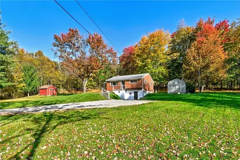 106 Flamingo Dr, Cranberry Township, PA 16066