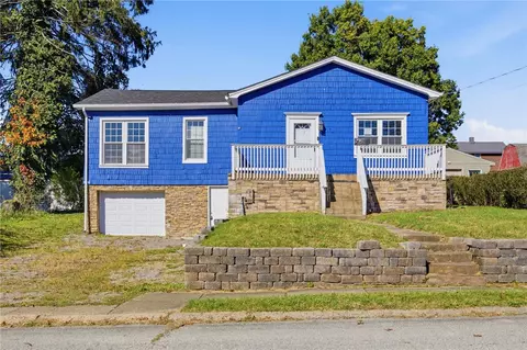 710 Jefferson Ave, Natrona Heights, PA 15065