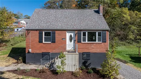 140 Lawrence Ave, Pittsburgh, PA 15238