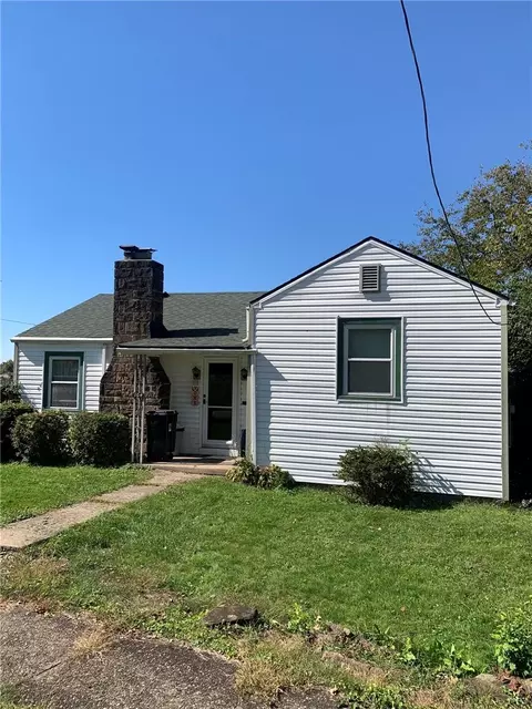 104 Thomas Ave, North Versailles, PA 15137