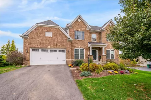 2002 Berkley Ridge Dr, Mcdonald, PA 15057