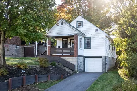 5322 Studebaker St, Bethel Park, PA 15102
