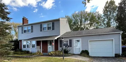 458 Center St, Slippery Rock, PA 16057