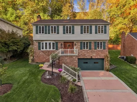 320 Cross Creek Ct, Pittsburgh, PA 15237