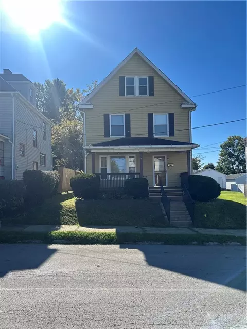 718 E Reynolds St, New Castle, PA 16101
