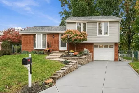 534 Fieldcrest Dr, Pittsburgh, PA 15209