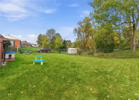 Exterior - 122 Manchester, Irwin, PA 15642 photo 3 of 5