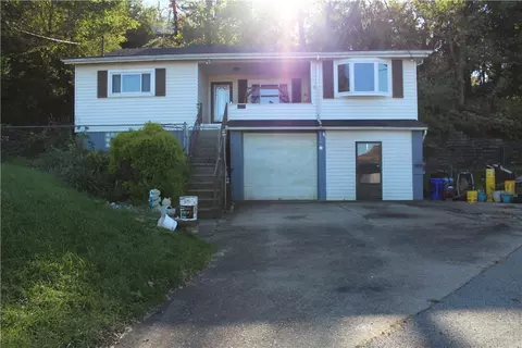 5512 Ollie St, Pittsburgh, PA 15207