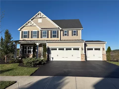 3035 Eagle Rdg, Valencia, PA 16059