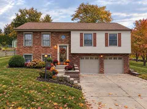 313 Battery Dr, Mcdonald, PA 15057