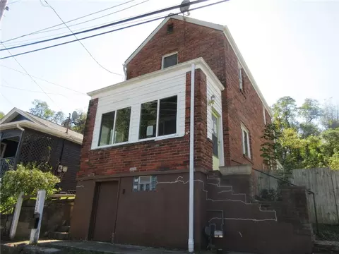 4502 Mollenauer St, Bethel Park, PA 15102