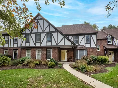 214 Allenberry, Pittsburgh, PA 15234