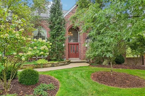 1609 Blackburn Hts, Sewickley, PA 15143