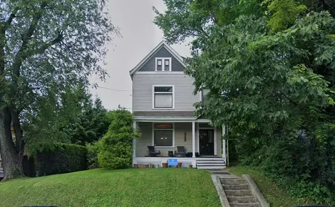 11 Warren St, Pittsburgh, PA 15205