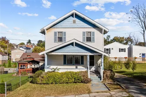 29 E Hallam Ave, Washington, PA 15301
