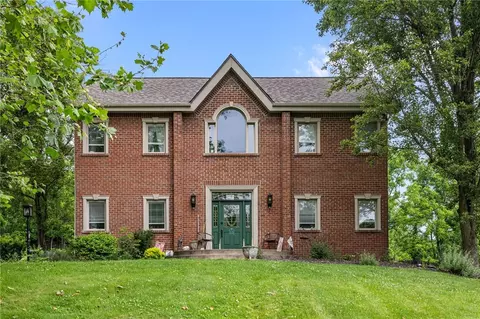 1841 Universal Rd, Pittsburgh, PA 15235
