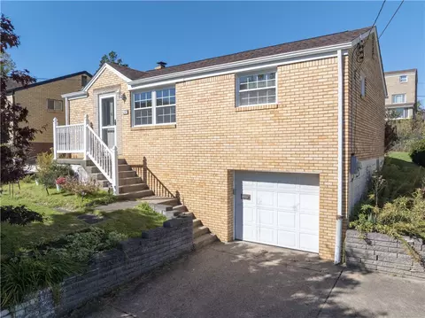 1234 Hollywood St, Pittsburgh, PA 15205