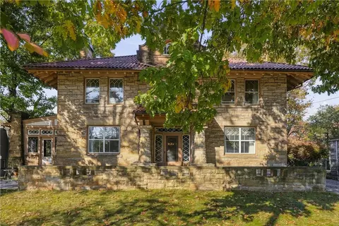 5867 Wilkins, Pittsburgh, PA 15217