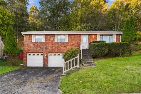 94 York Dr, Pittsburgh, PA 15214
