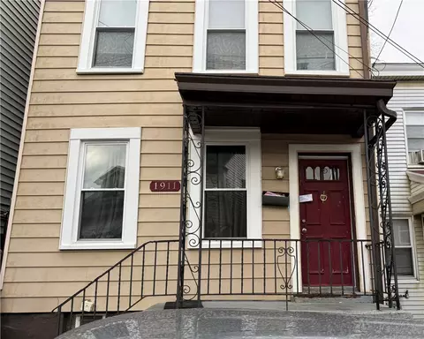 1911 Saint Paul St, Pittsburgh, PA 15203