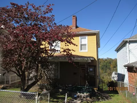 236 Cadwallader St, Brownsville, PA 15417