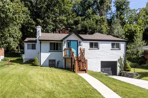 473 Sleepy Holw, Pittsburgh, PA 15228