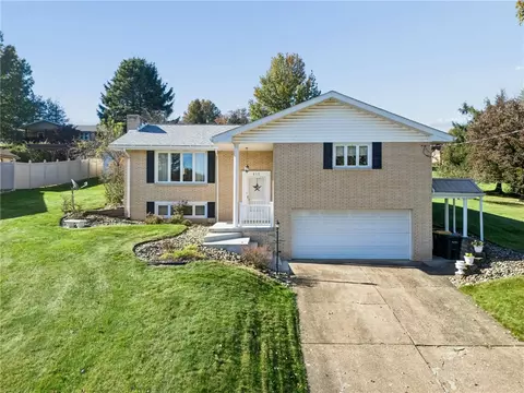 415 Jamie Dr, Belle Vernon, PA 15012