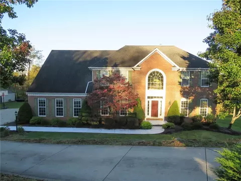 752 Hickory Grade Rd, Bridgeville, PA 15017