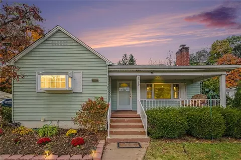 549 Main St, Imperial, PA 15126