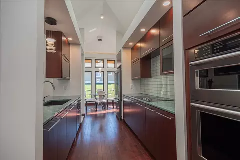 Kitchen - 105 Warren, Warrendale, PA 15086 photo 3 of 4