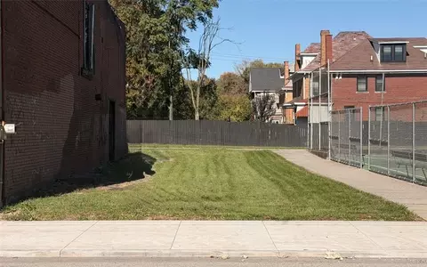 553 Larimer Ave, Pittsburgh, PA 15206