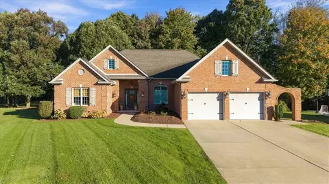 103 Shining Star Ct, Aliquippa, PA 15001