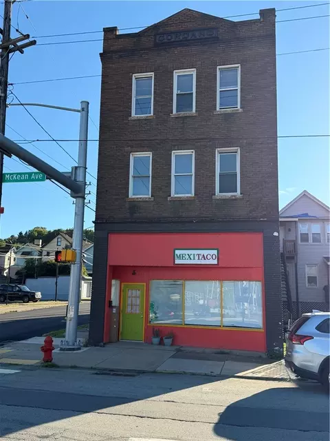 801 Mckean Ave, Charleroi, PA 15022