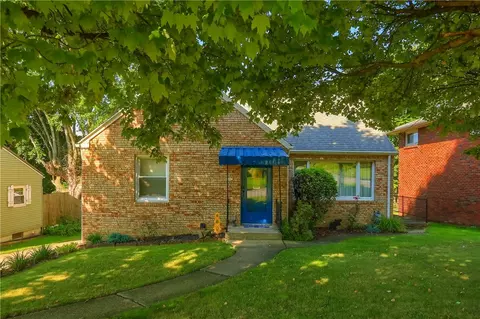 816 Aetna Dr, Ellwood City, PA 16117