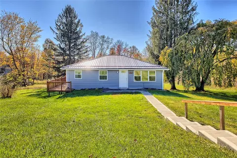 3862 State Route 31, Donegal, PA 15628