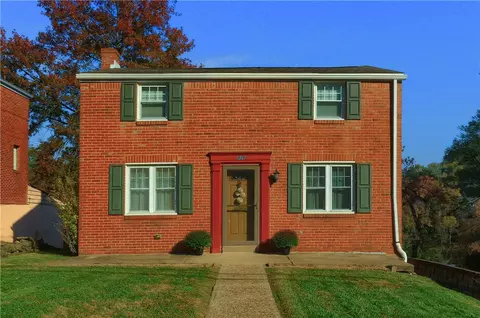935 Roland Rd, Pittsburgh, PA 15221