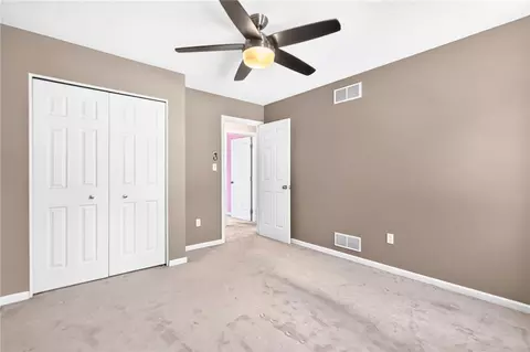 Bedroom - 7020 Franklin Rd, Seven Fields, PA 16046 photo 6 of 11