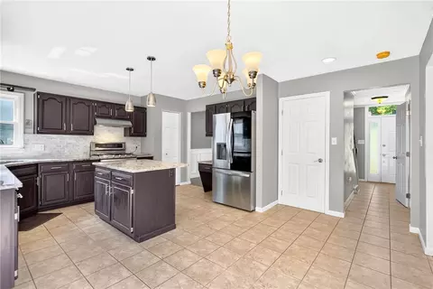Entry Way - 7020 Franklin Rd, Seven Fields, PA 16046 photo 1 of 1