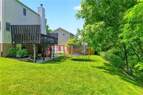 Exterior - 7020 Franklin Rd, Seven Fields, PA 16046 photo 7 of 8