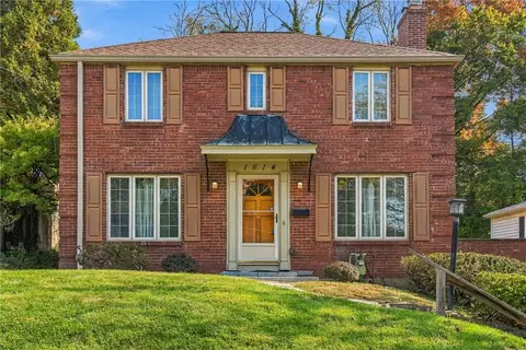 1614 Williamsburg Pl, Pittsburgh, PA 15235