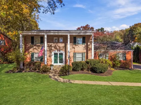 100 Thornberry, Pittsburgh, PA 15235