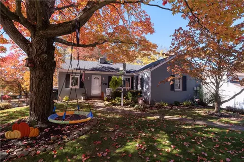 125 Hillendale Rd, Pittsburgh, PA 15237