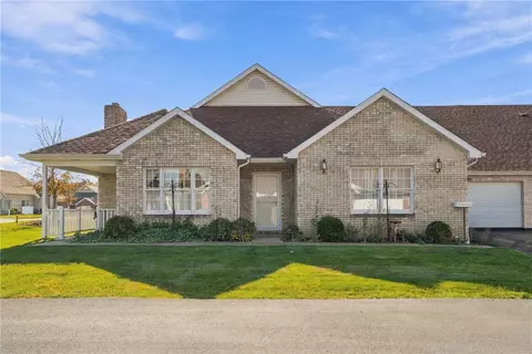 143 Woodhawk Ln, Butler, PA 16001