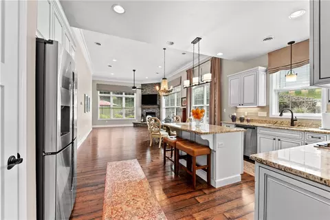 Kitchen - 100 Meadow Ct, Irwin, PA 15642 photo 1 of 7